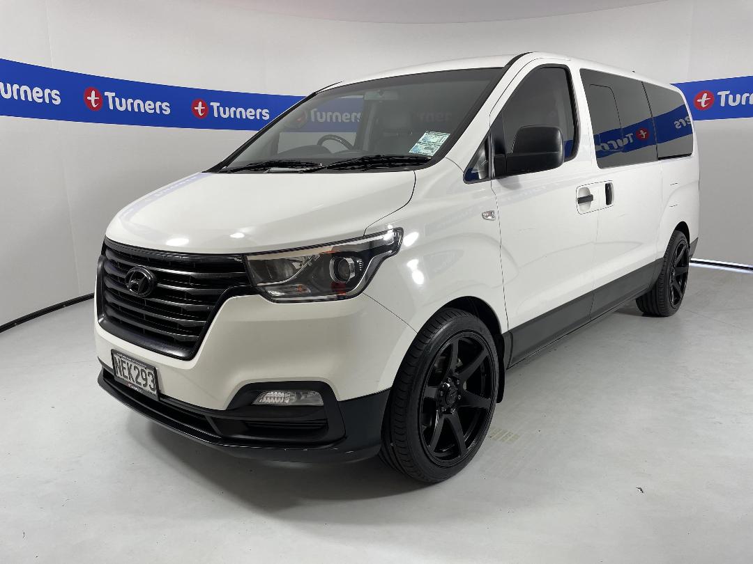 Photo '4' of Hyundai Imax