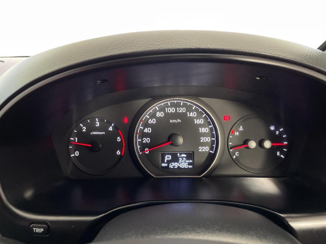 Photo '20' of Hyundai Imax