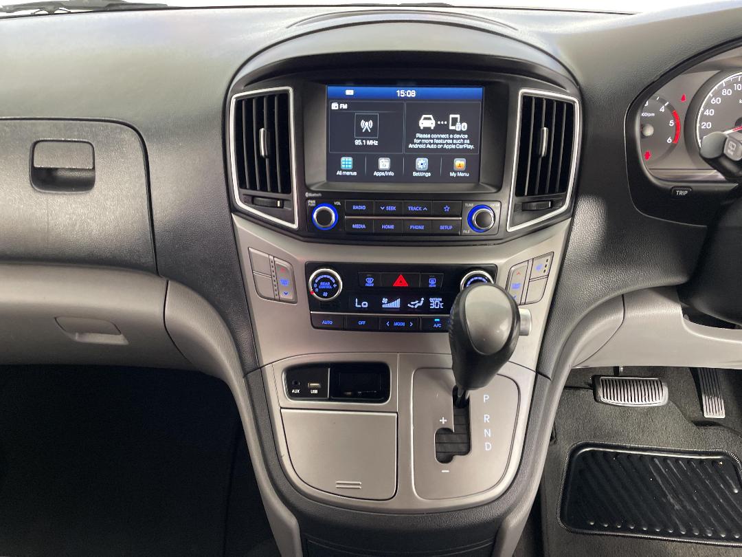 Photo '18' of Hyundai Imax