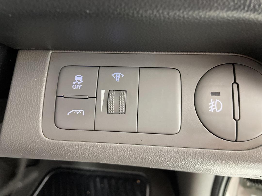 Photo '24' of Hyundai Imax