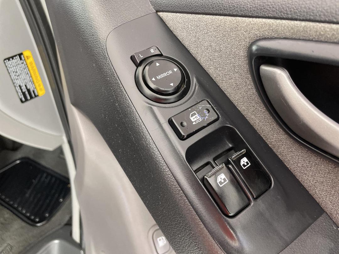 Photo '23' of Hyundai Imax