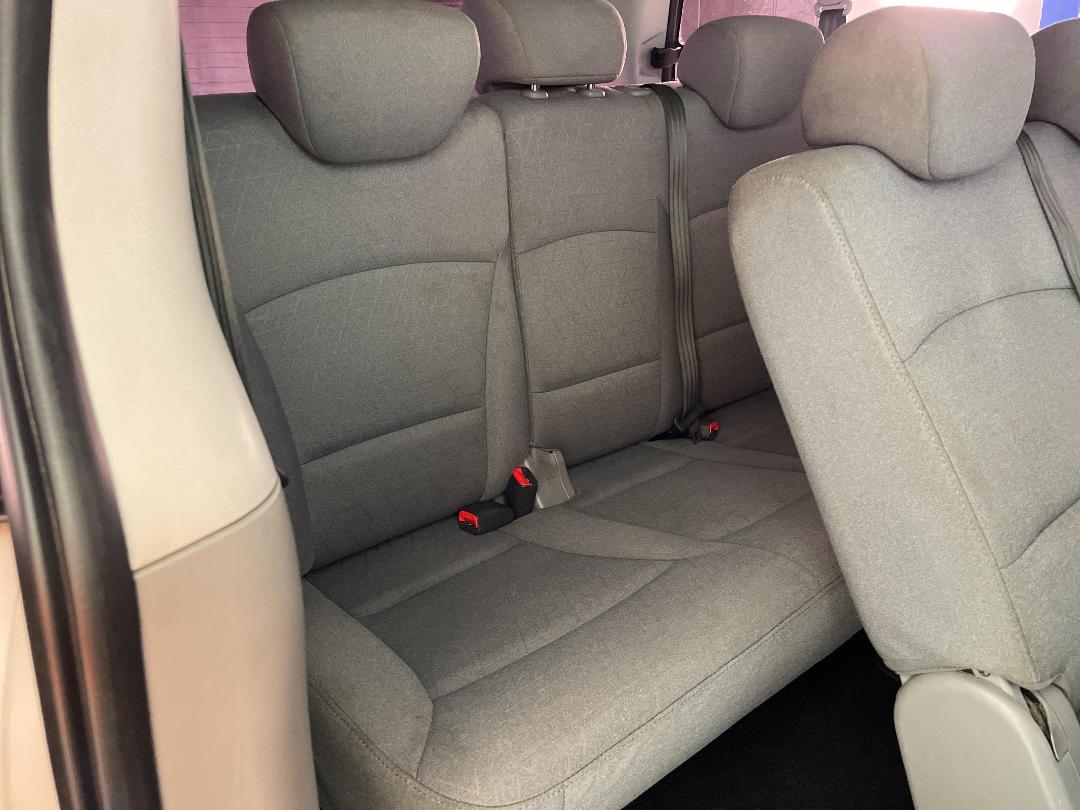 Photo '28' of Hyundai Imax