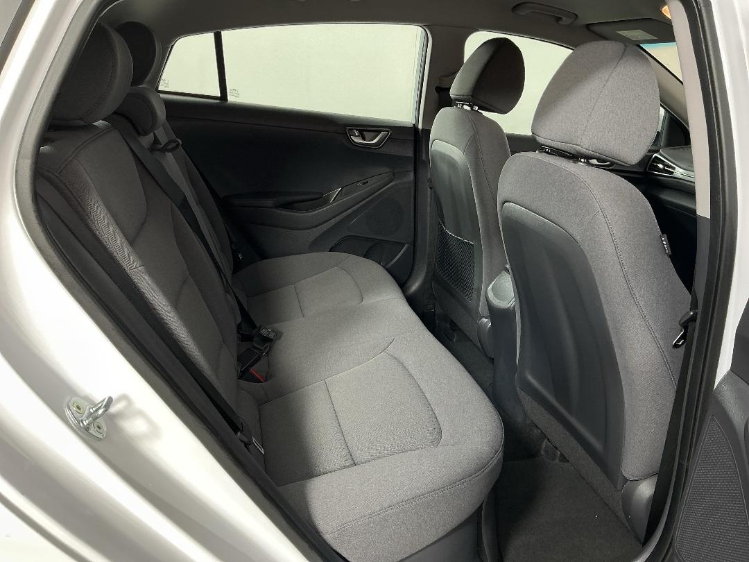Photo '20' of Hyundai Ioniq Photo '20' of Hyundai Ioniq