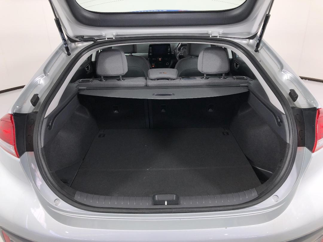 Photo '14' of Hyundai Ioniq