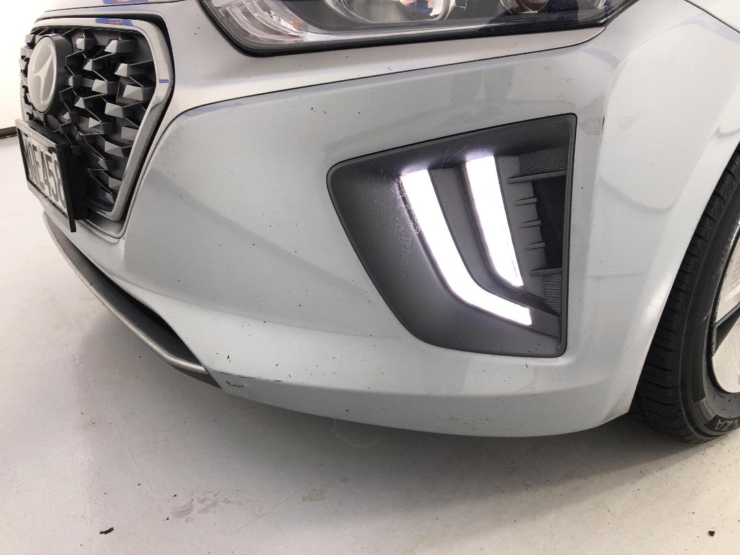 Photo '25' of Hyundai Ioniq