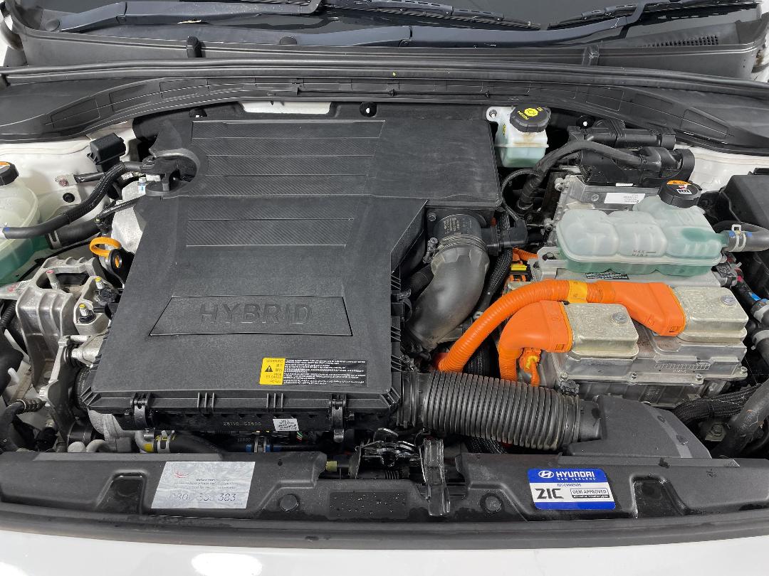 Photo '13' of Hyundai Ioniq