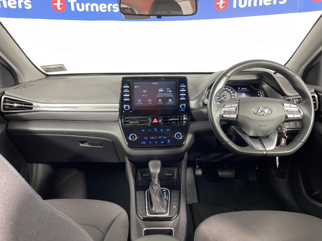 Photo '17' of Hyundai Ioniq