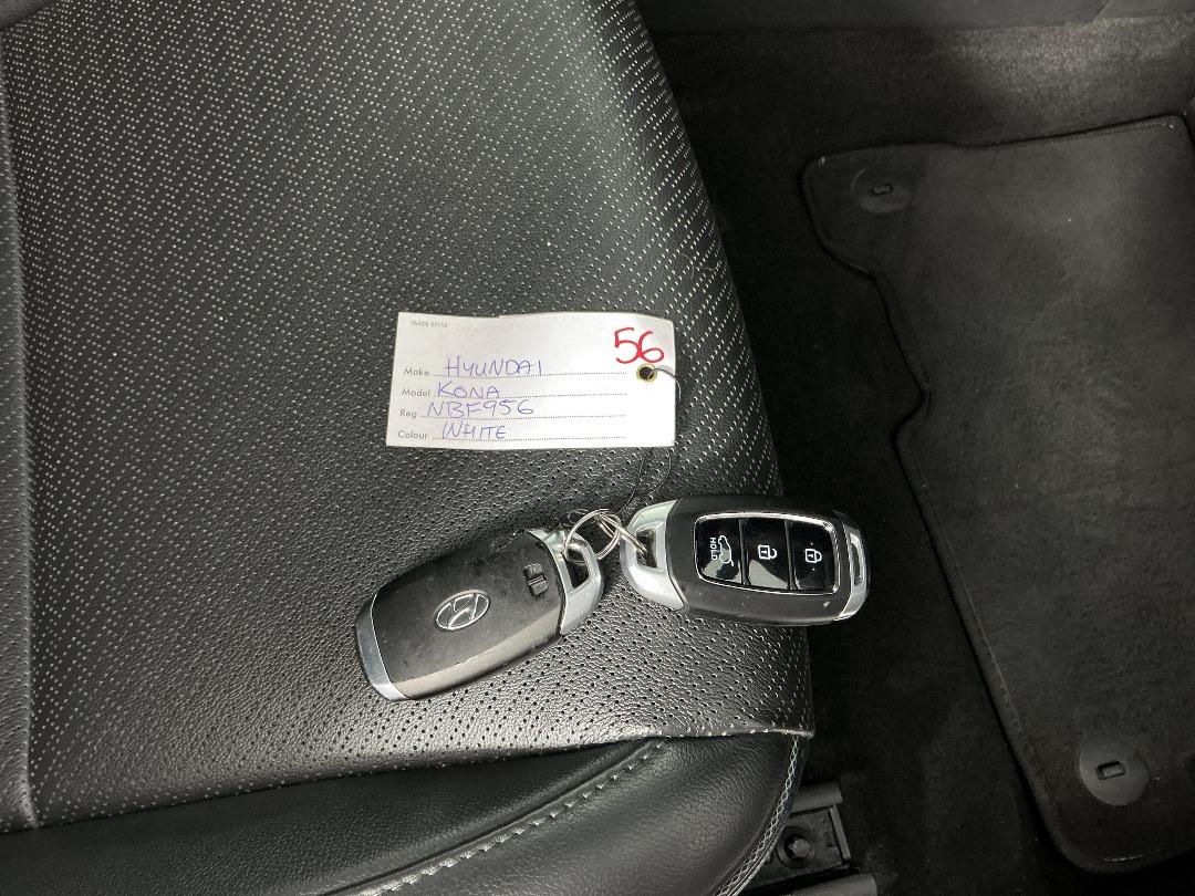 Photo '22' of Hyundai Kona Photo '22' of Hyundai Kona