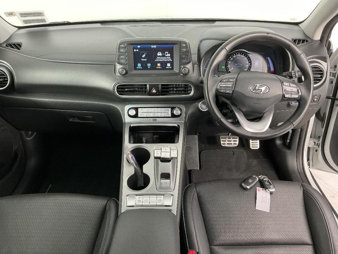 Photo '17' of Hyundai Kona Photo '17' of Hyundai Kona