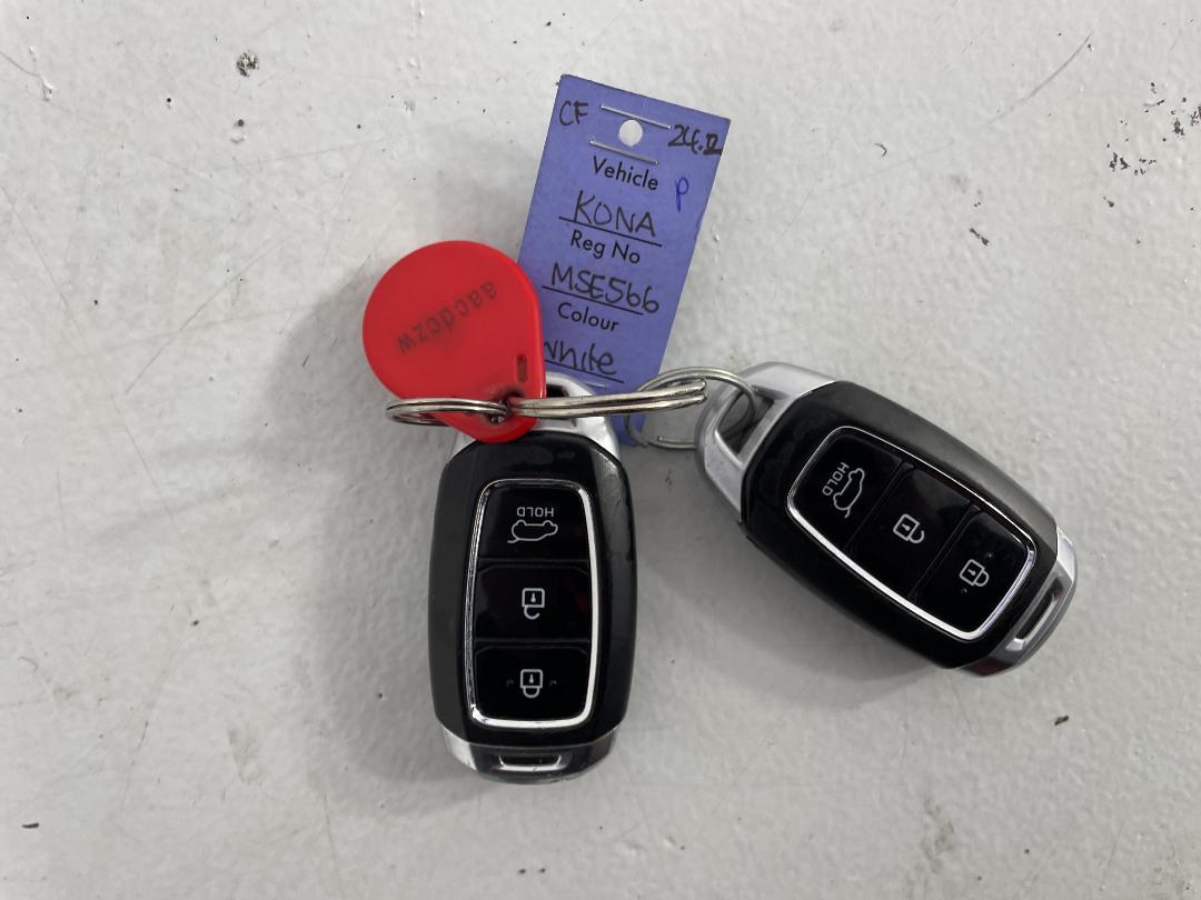 Photo '22' of Hyundai Kona Photo '22' of Hyundai Kona