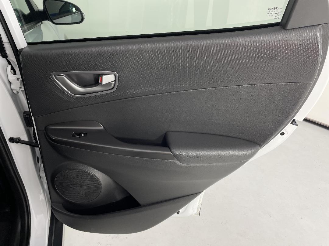 Photo '19' of Hyundai Kona Photo '19' of Hyundai Kona