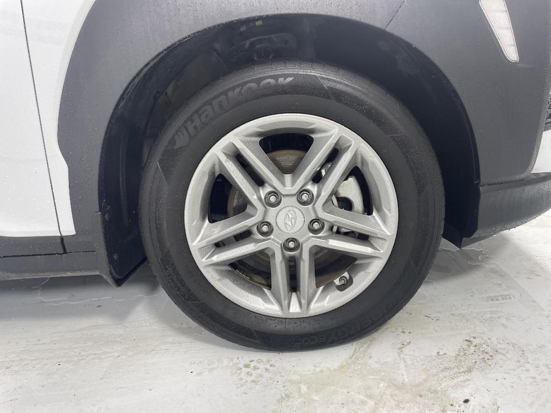 Photo '9' of Hyundai Kona Photo '9' of Hyundai Kona