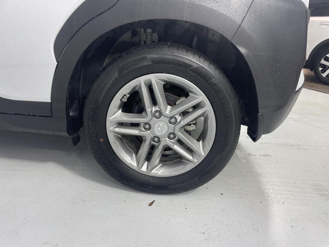 Photo '11' of Hyundai Kona Photo '11' of Hyundai Kona