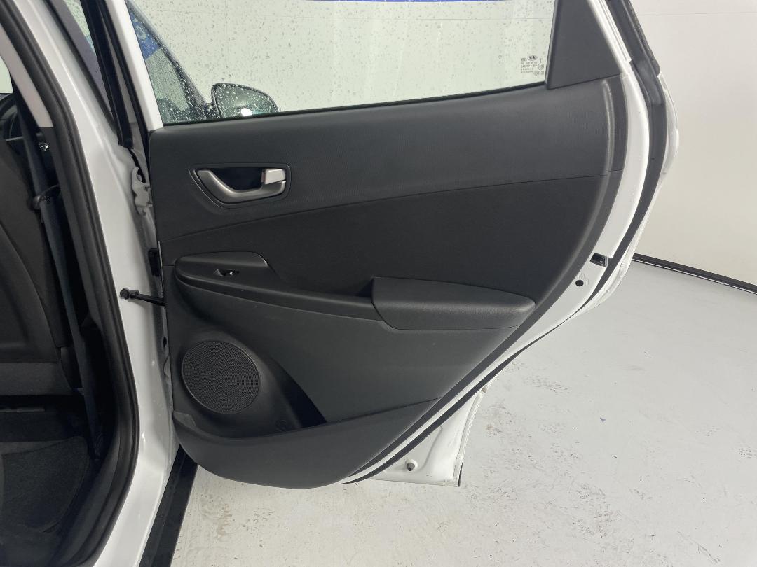 Photo '19' of Hyundai Kona Photo '19' of Hyundai Kona