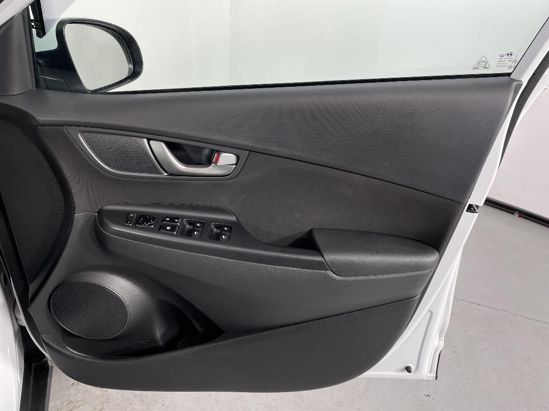 Photo '15' of Hyundai Kona