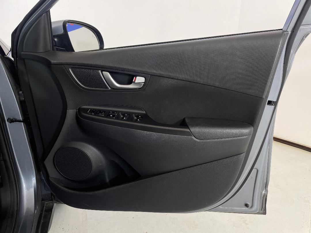 Photo '15' of Hyundai Kona