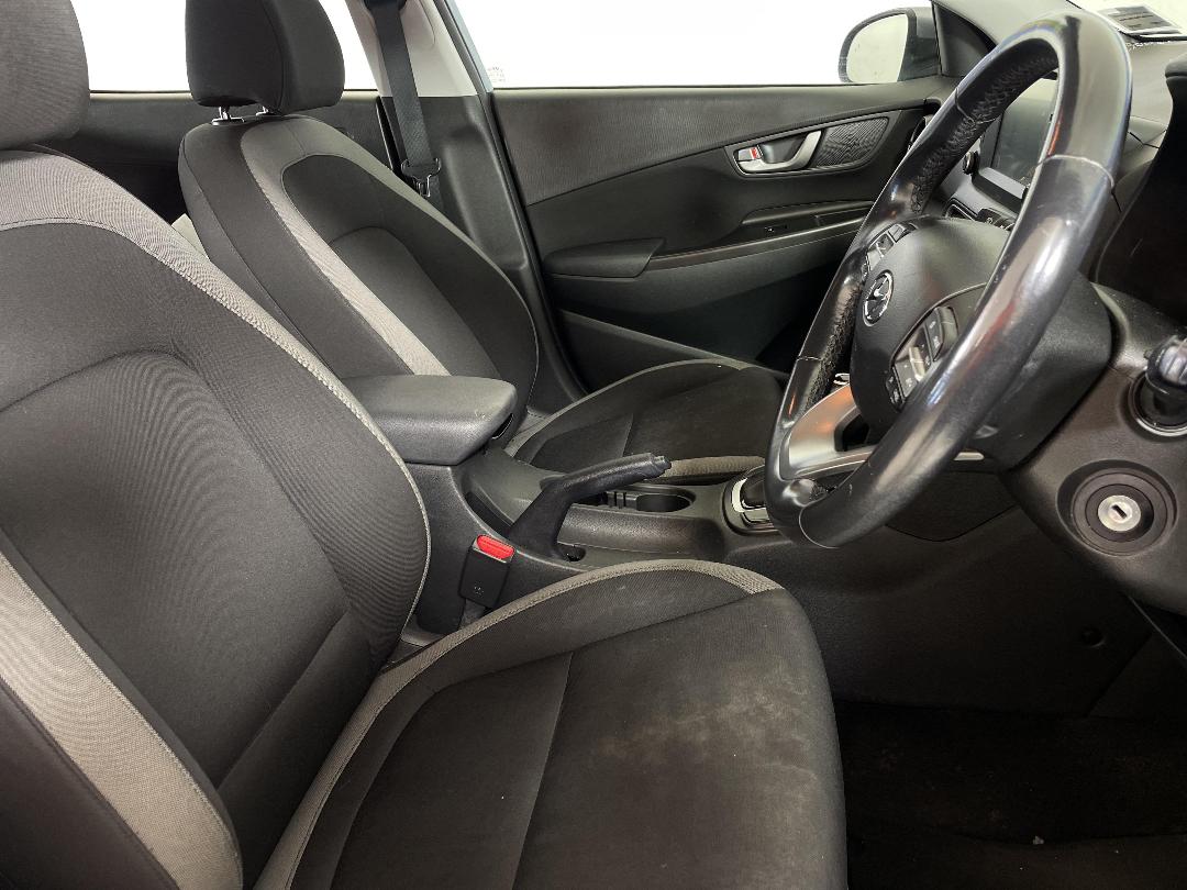 Photo '16' of Hyundai Kona