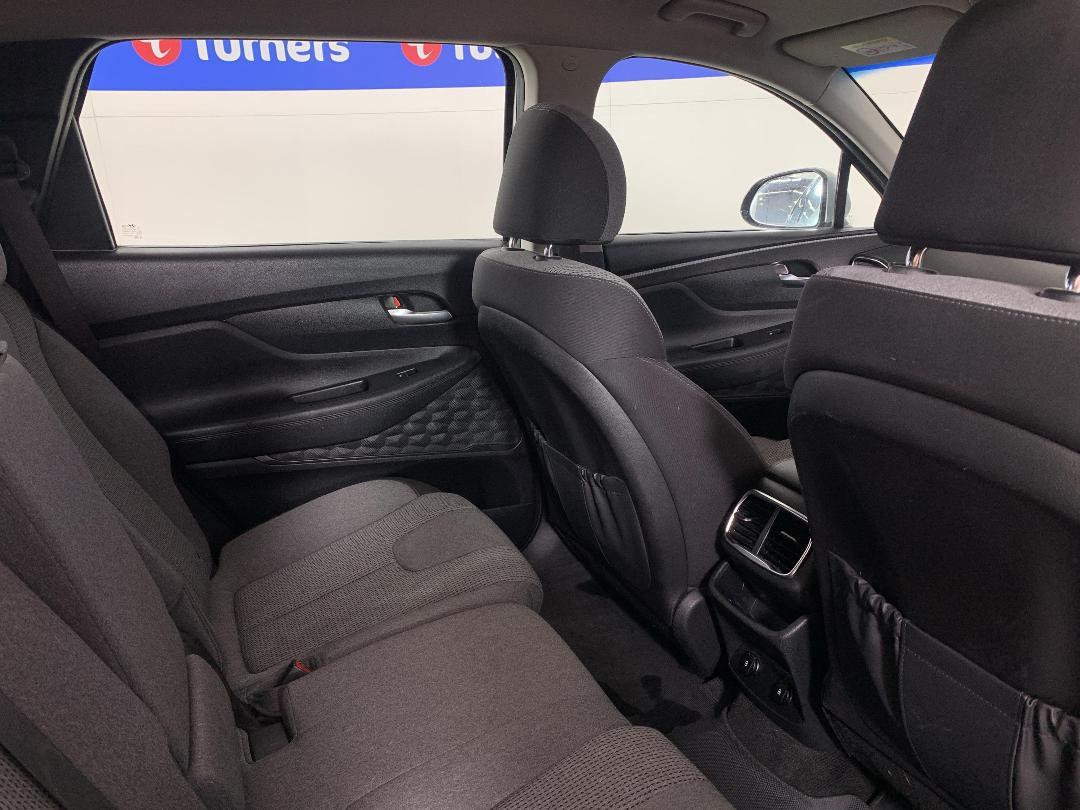 Photo '20' of Hyundai Santa FE Photo '20' of Hyundai Santa FE