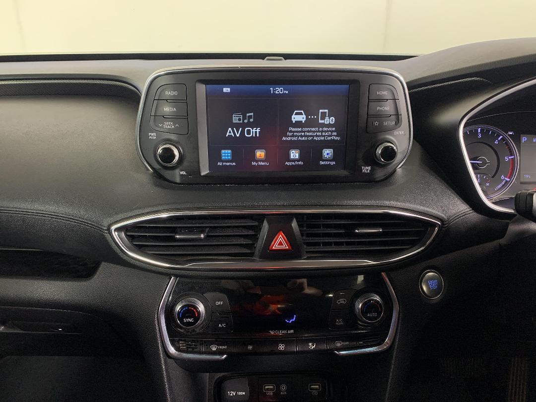 Photo '18' of Hyundai Santa FE Photo '18' of Hyundai Santa FE