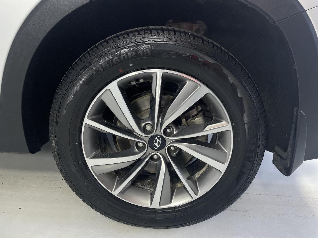 Photo '11' of Hyundai Santa FE