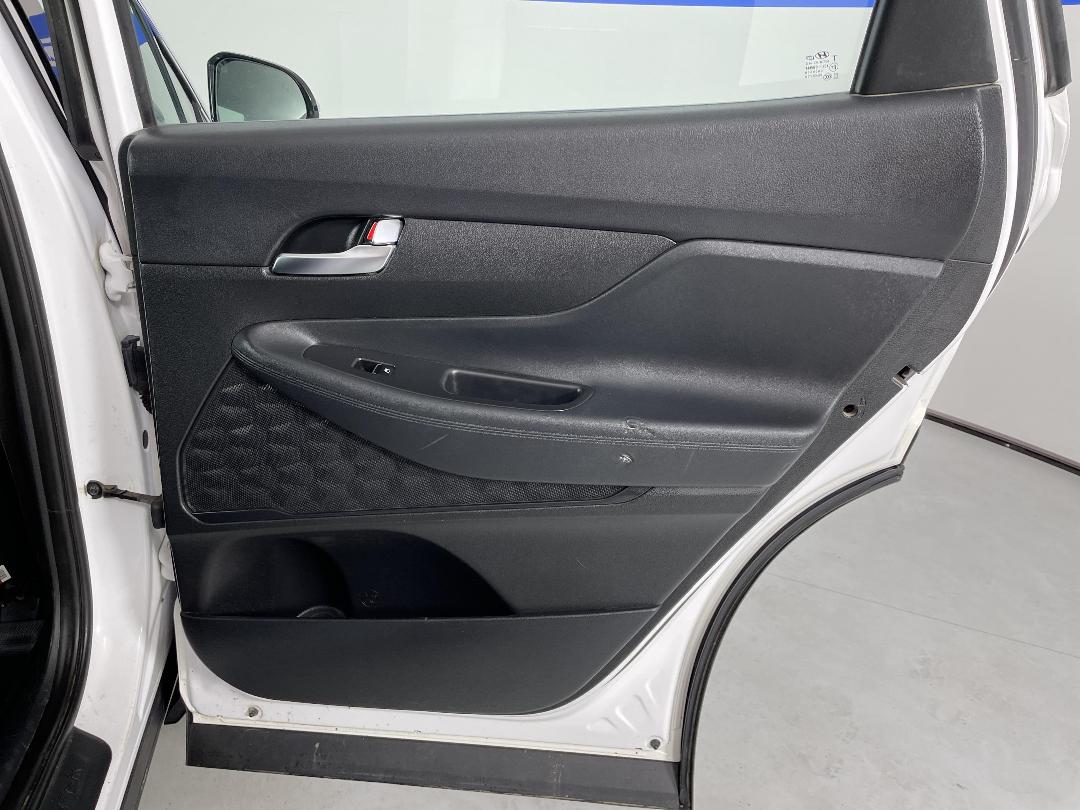 Photo '19' of Hyundai Santa FE Photo '19' of Hyundai Santa FE