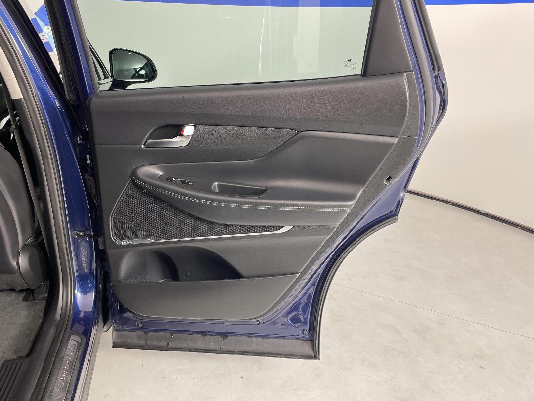 Photo '19' of Hyundai Santa FE