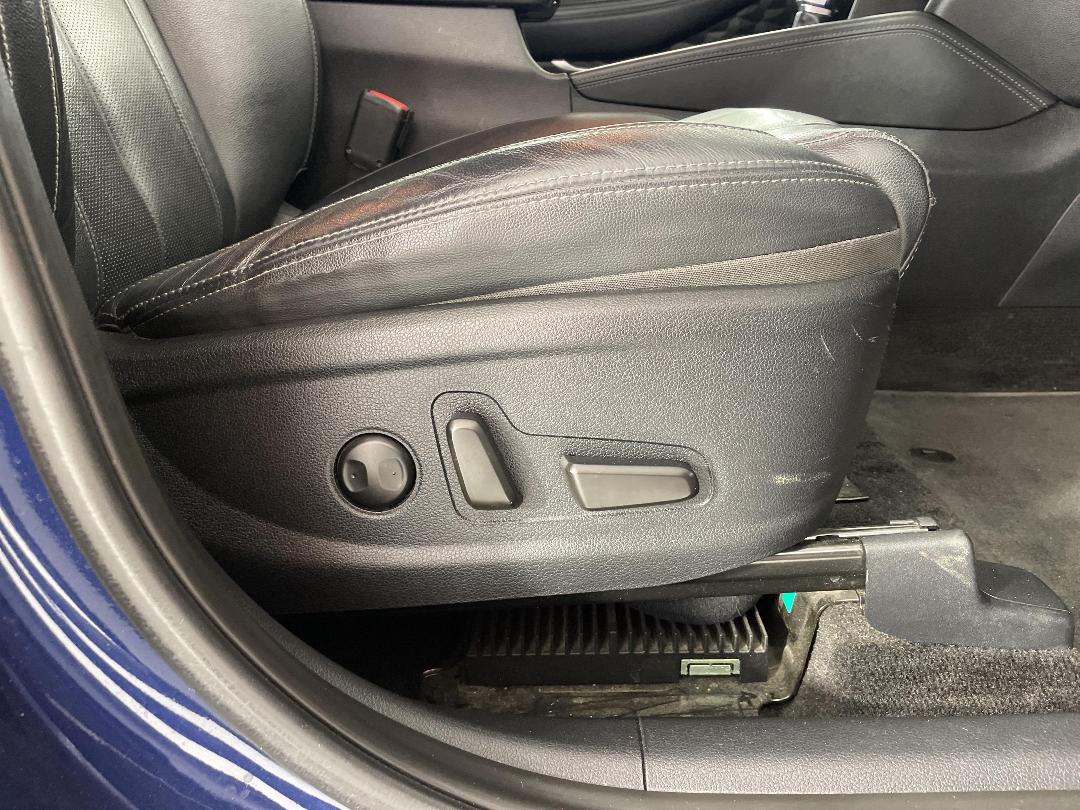 Photo '27' of Hyundai Santa FE