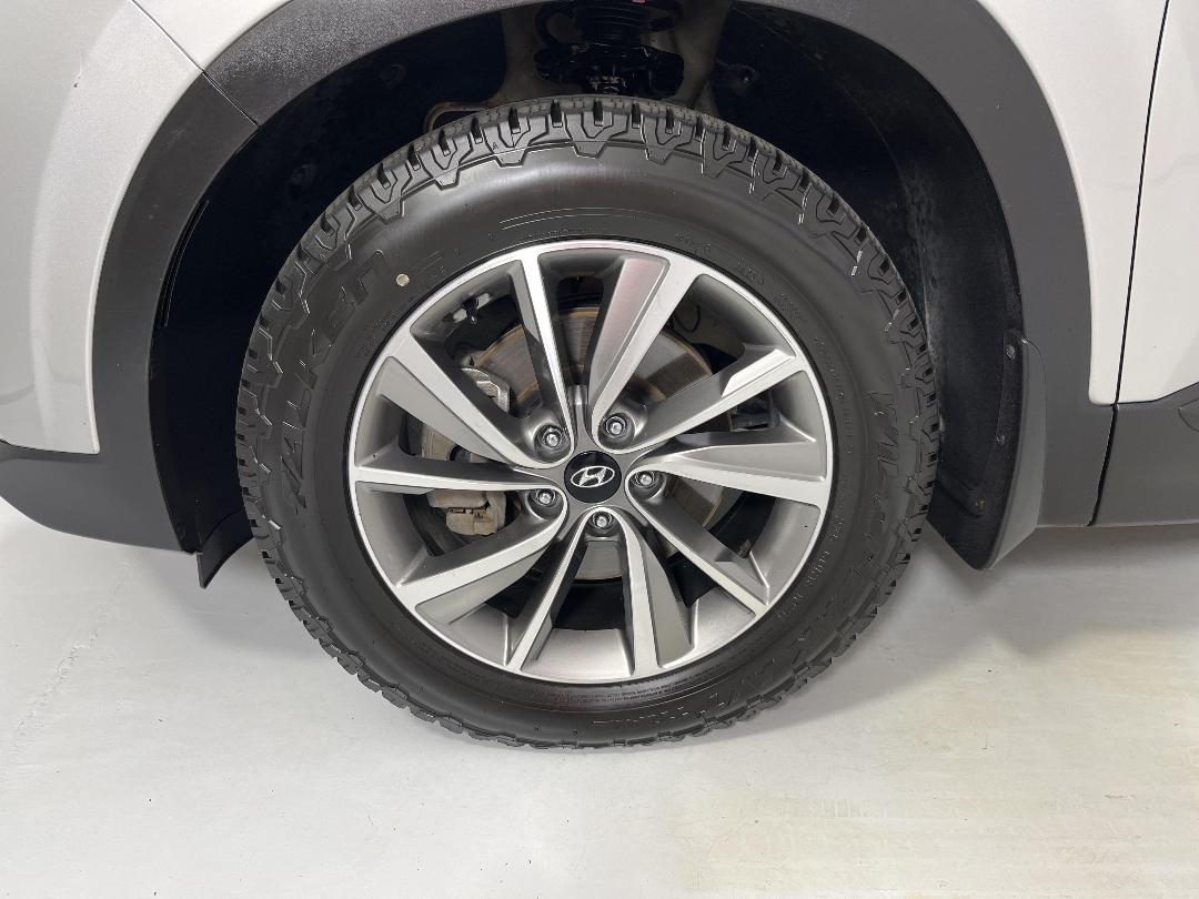 Photo '10' of Hyundai Santa FE