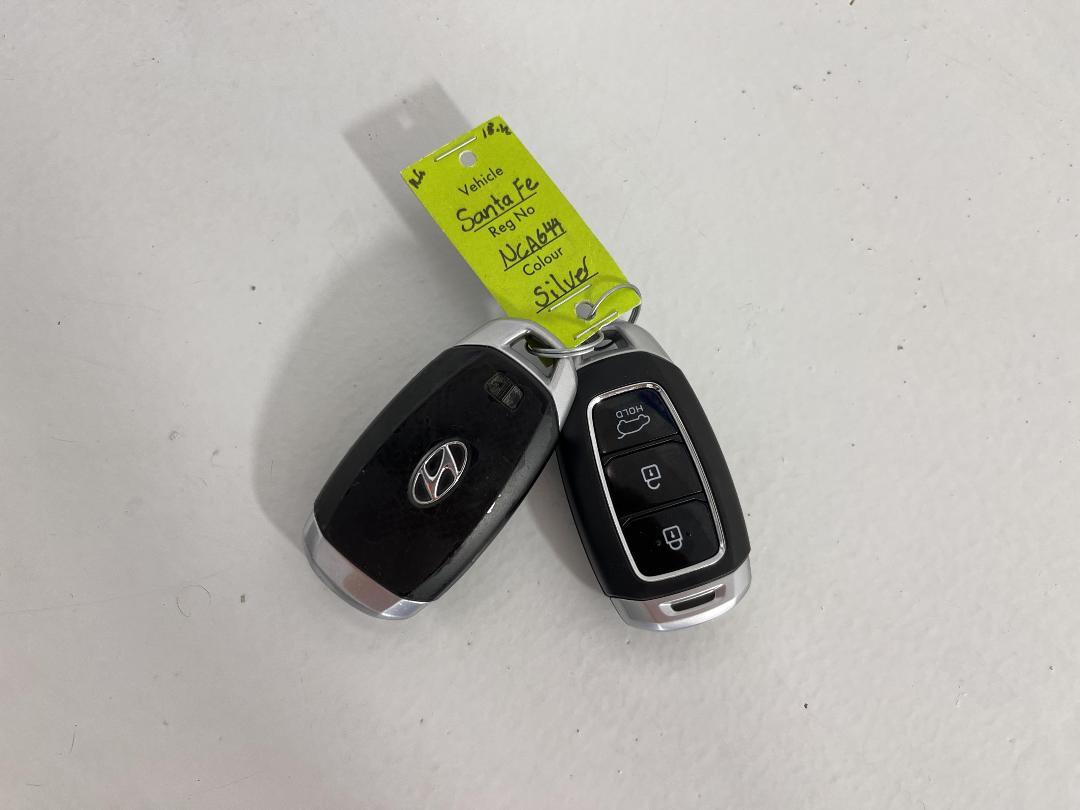 Photo '22' of Hyundai Santa FE