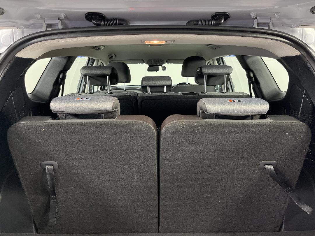 Photo '30' of Hyundai Santa FE