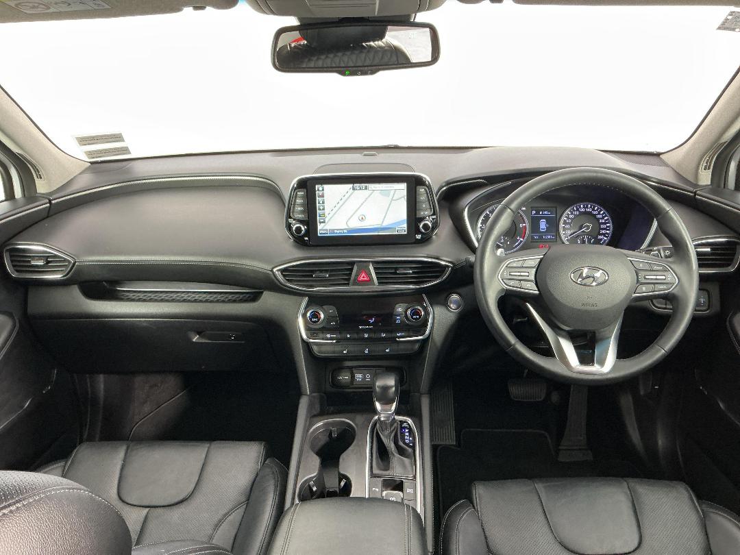 Photo '17' of Hyundai Santa FE Photo '17' of Hyundai Santa FE