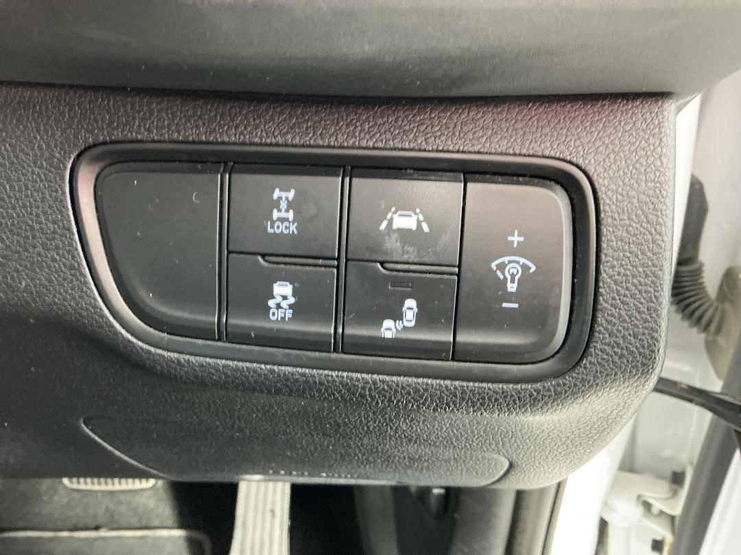 Photo '24' of Hyundai Santa FE Photo '24' of Hyundai Santa FE