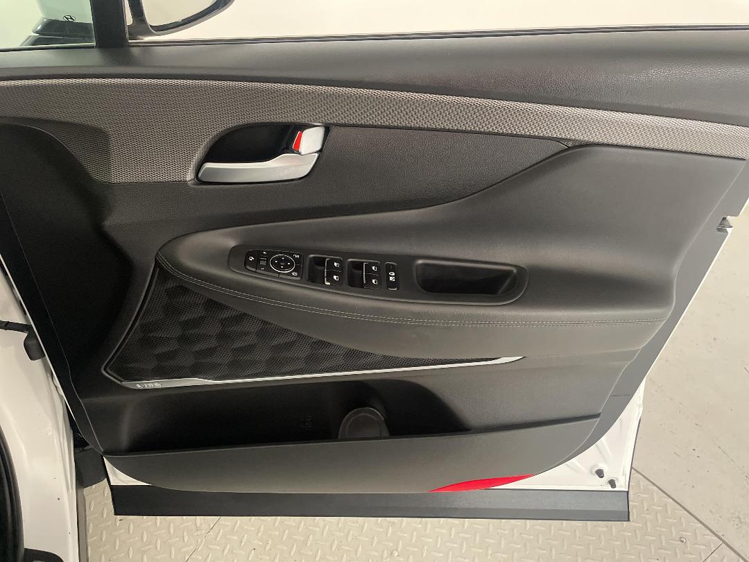 Photo '13' of Hyundai Santa FE TM Elite