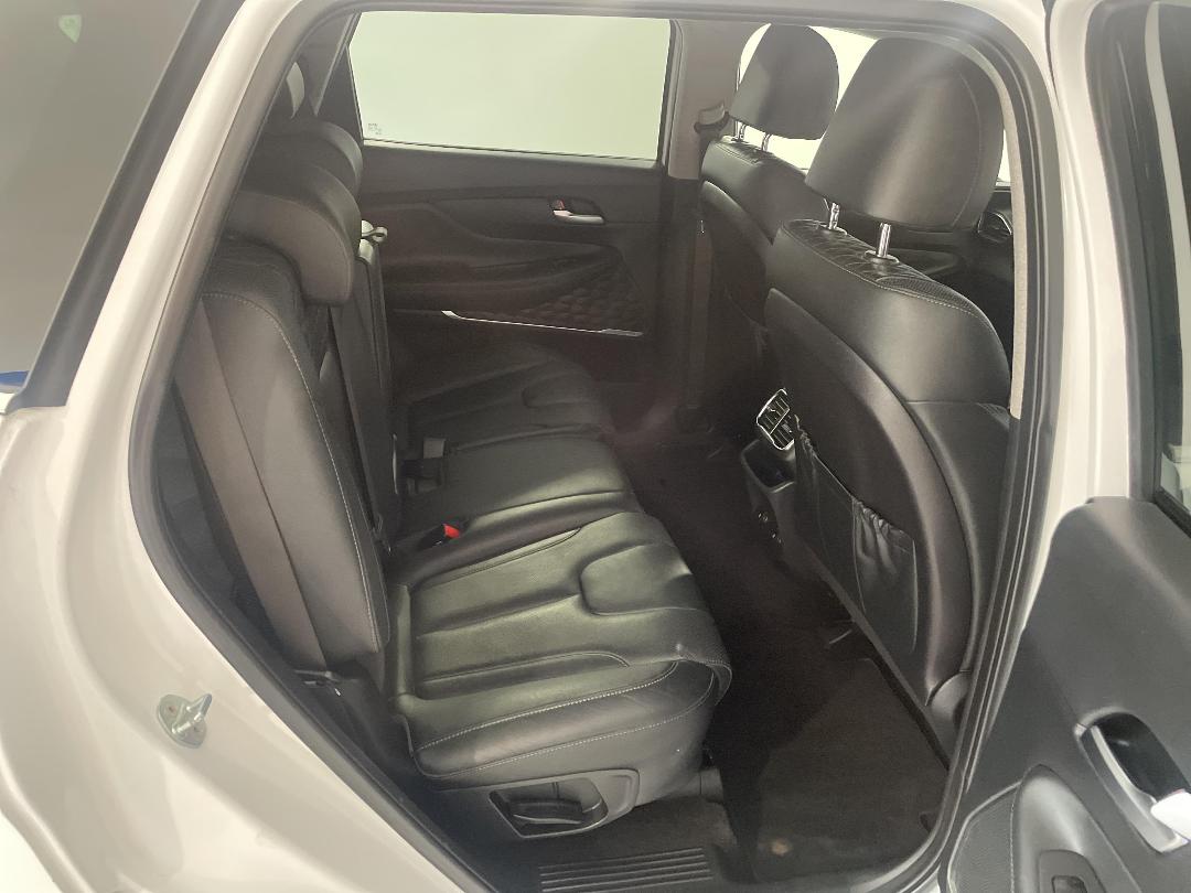 Photo '18' of Hyundai Santa FE TM Elite