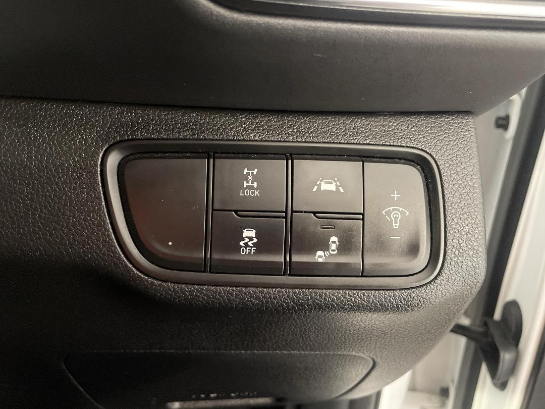 Photo '23' of Hyundai Santa FE TM Elite