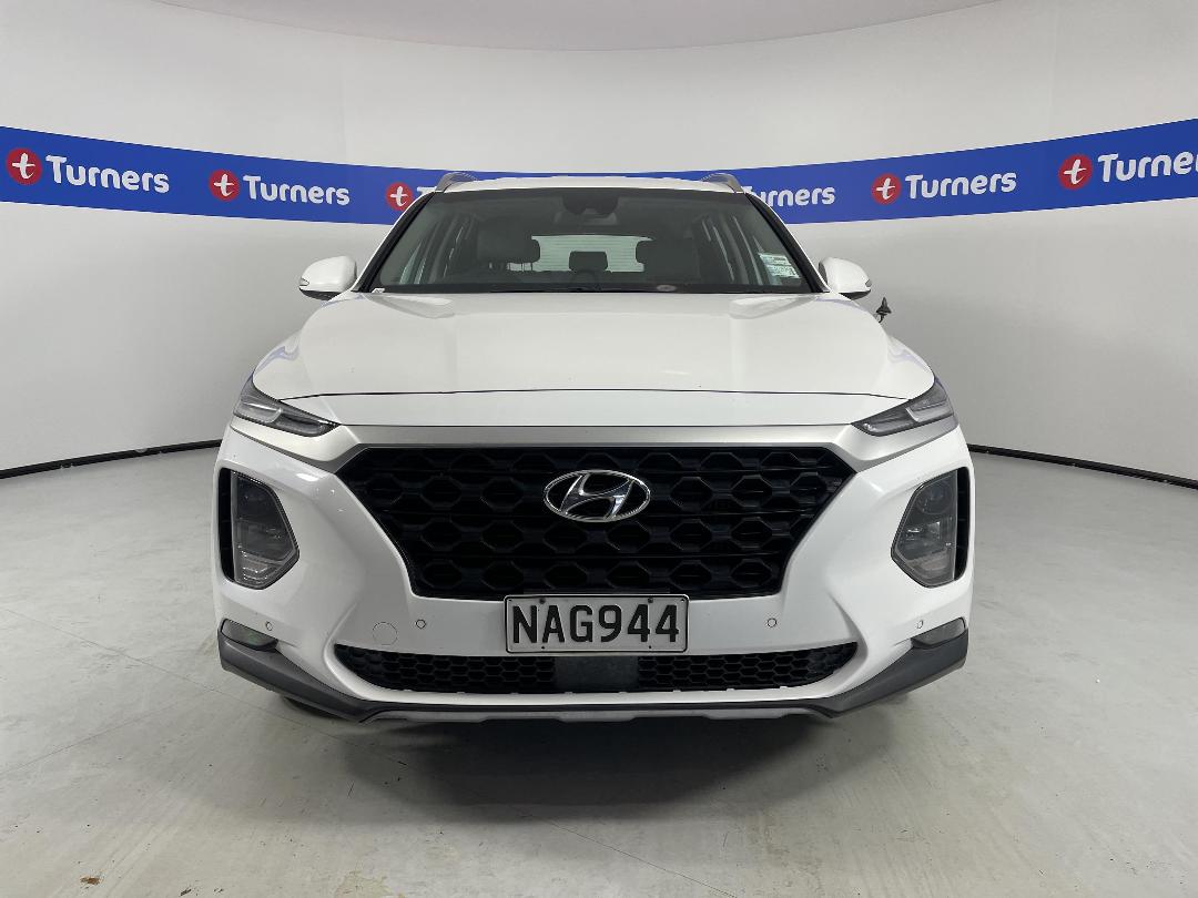 Photo '2' of Hyundai Santa FE Photo '2' of Hyundai Santa FE