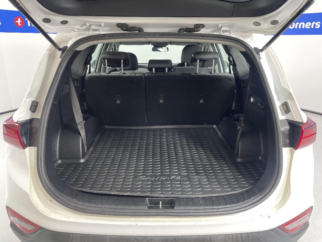 Photo '14' of Hyundai Santa FE Photo '14' of Hyundai Santa FE