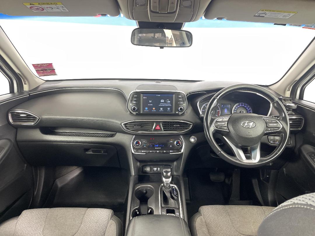 Photo '17' of Hyundai Santa FE Photo '17' of Hyundai Santa FE