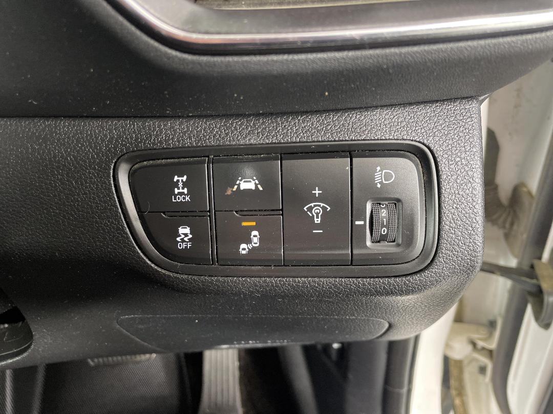 Photo '24' of Hyundai Santa FE Photo '24' of Hyundai Santa FE