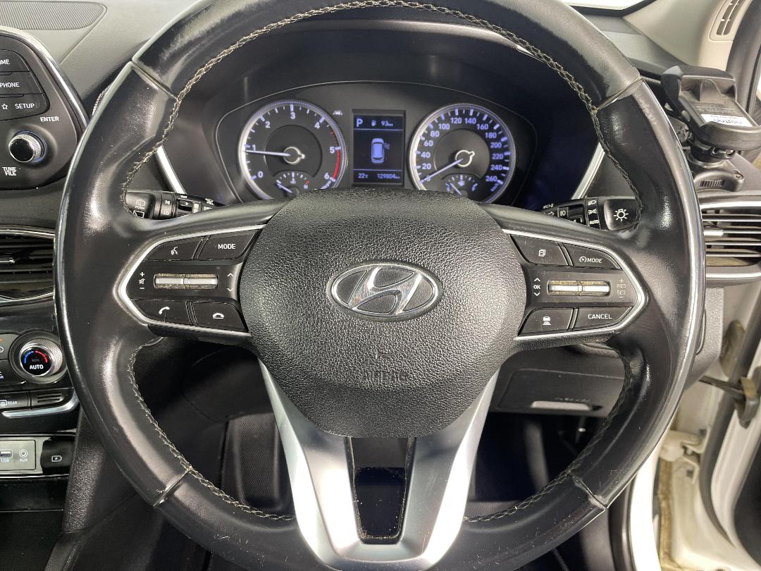 Photo '25' of Hyundai Santa FE Photo '25' of Hyundai Santa FE