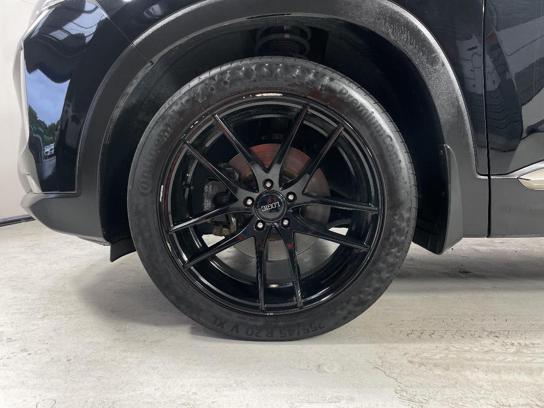 Photo '10' of Hyundai Santa FE