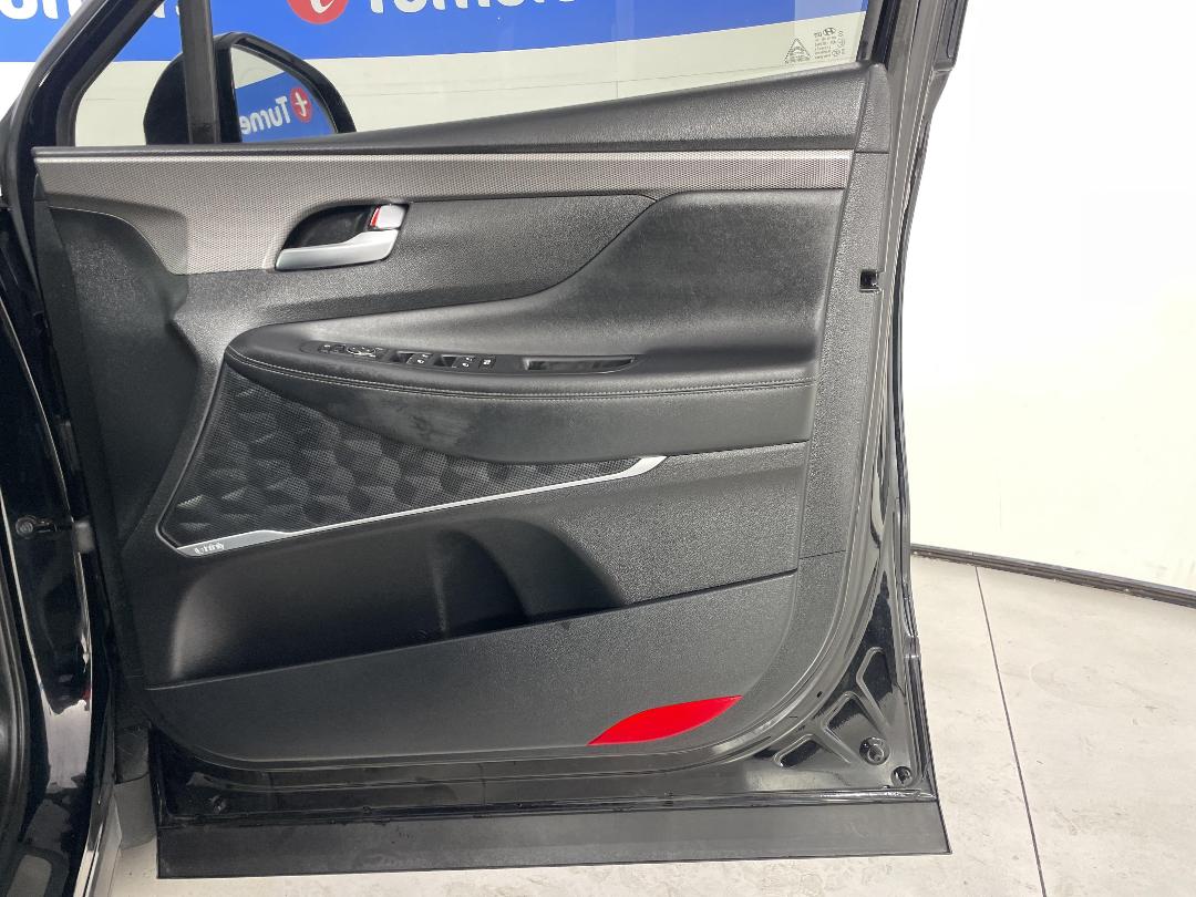 Photo '15' of Hyundai Santa FE