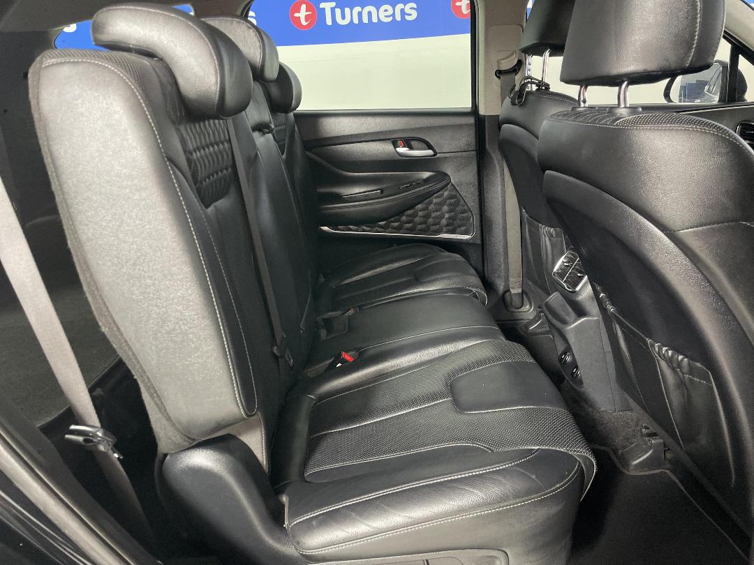 Photo '20' of Hyundai Santa FE