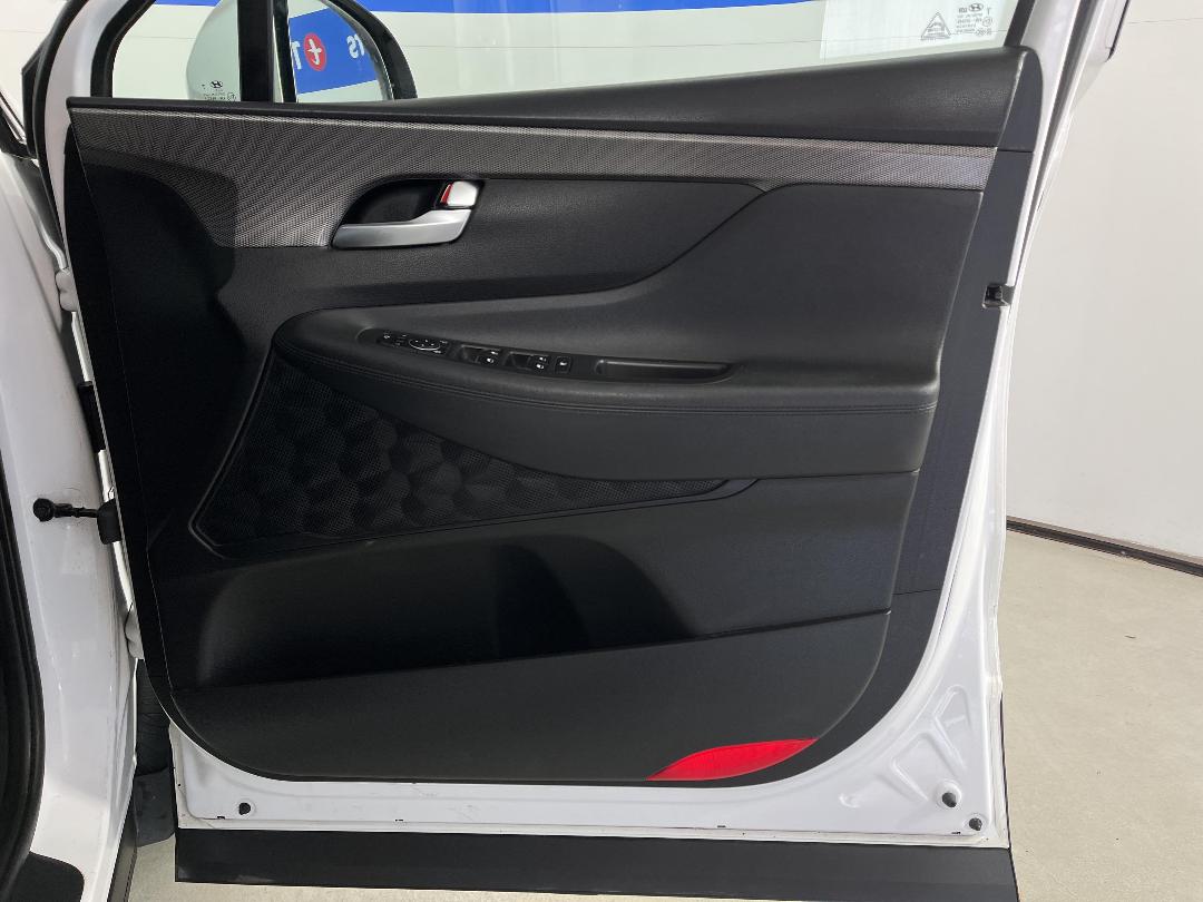 Photo '15' of Hyundai Santa FE