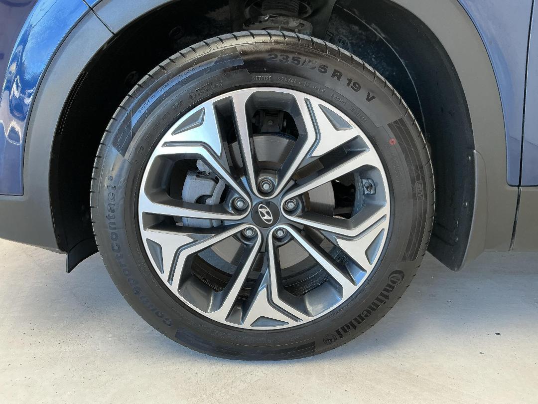 Photo '10' of Hyundai Santa FE