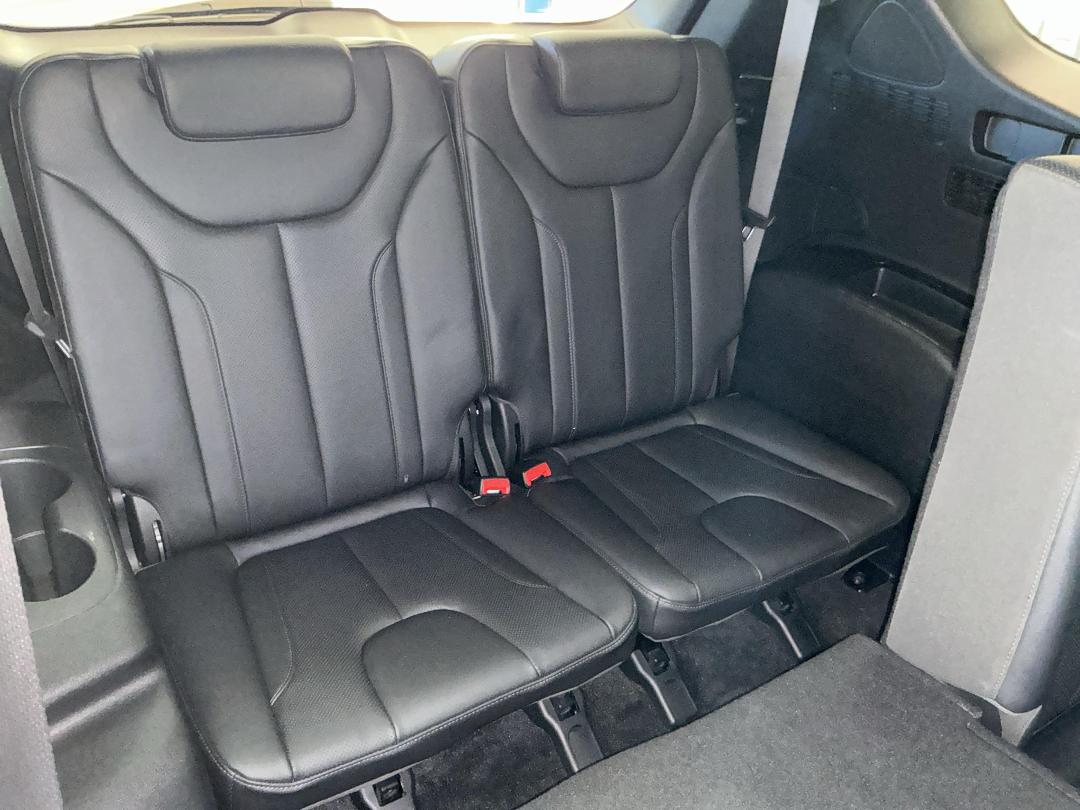 Photo '24' of Hyundai Santa FE