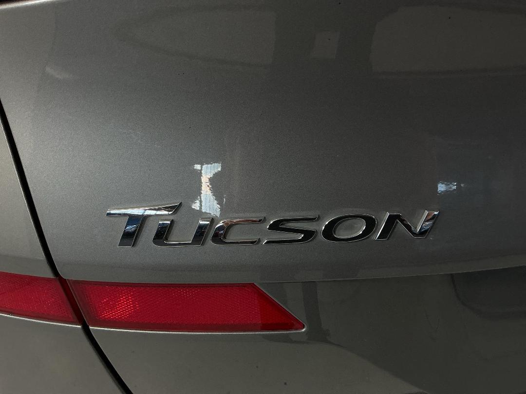 Photo '29' of Hyundai Tucson