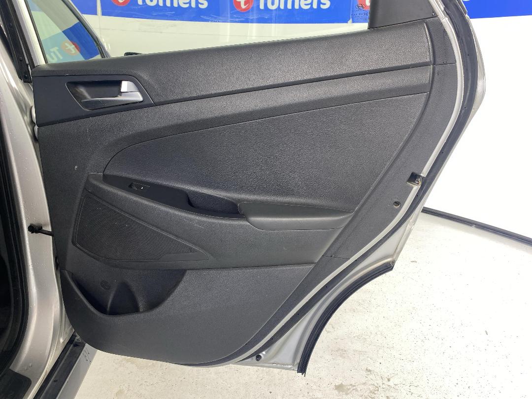 Photo '19' of Hyundai Tucson