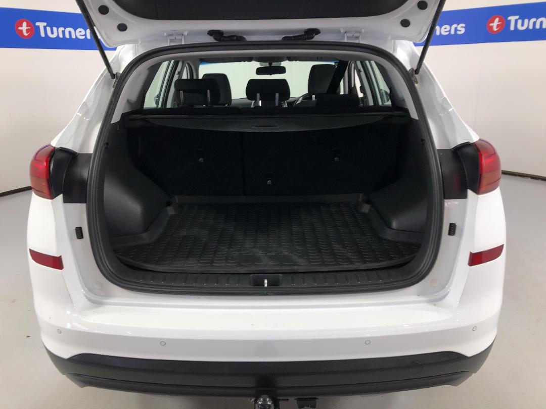 Photo '14' of Hyundai Tucson Photo '14' of Hyundai Tucson