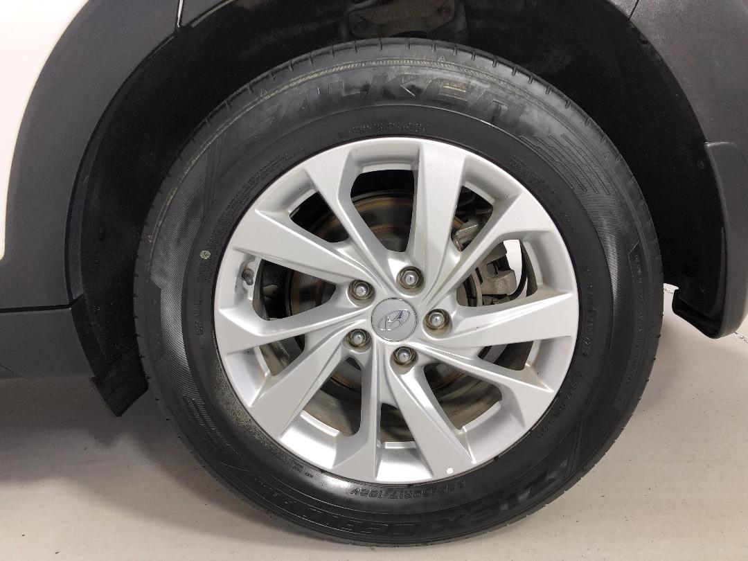 Photo '11' of Hyundai Tucson Photo '11' of Hyundai Tucson